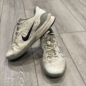 Nike Diamond Turf Cleats